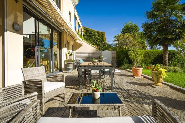 Vente Appartement Sainte-Foy-lès-Lyon 5&nbsp;Pièces 241&nbsp;m²