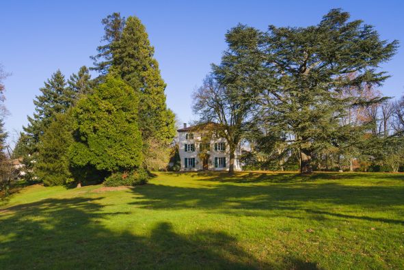 Vente Maison de maître Dardilly 14&nbsp;Pièces 350&nbsp;m²
