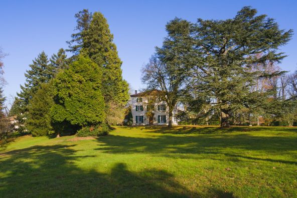 Vente Maison de maître Dardilly 14&nbsp;Pièces 350&nbsp;m²