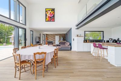 farm complex 9 Rooms for sale on ST DENIS LES BOURG (01000) Sale Farm complex Saint-Denis-lès-Bourg 9 Rooms 290 m²