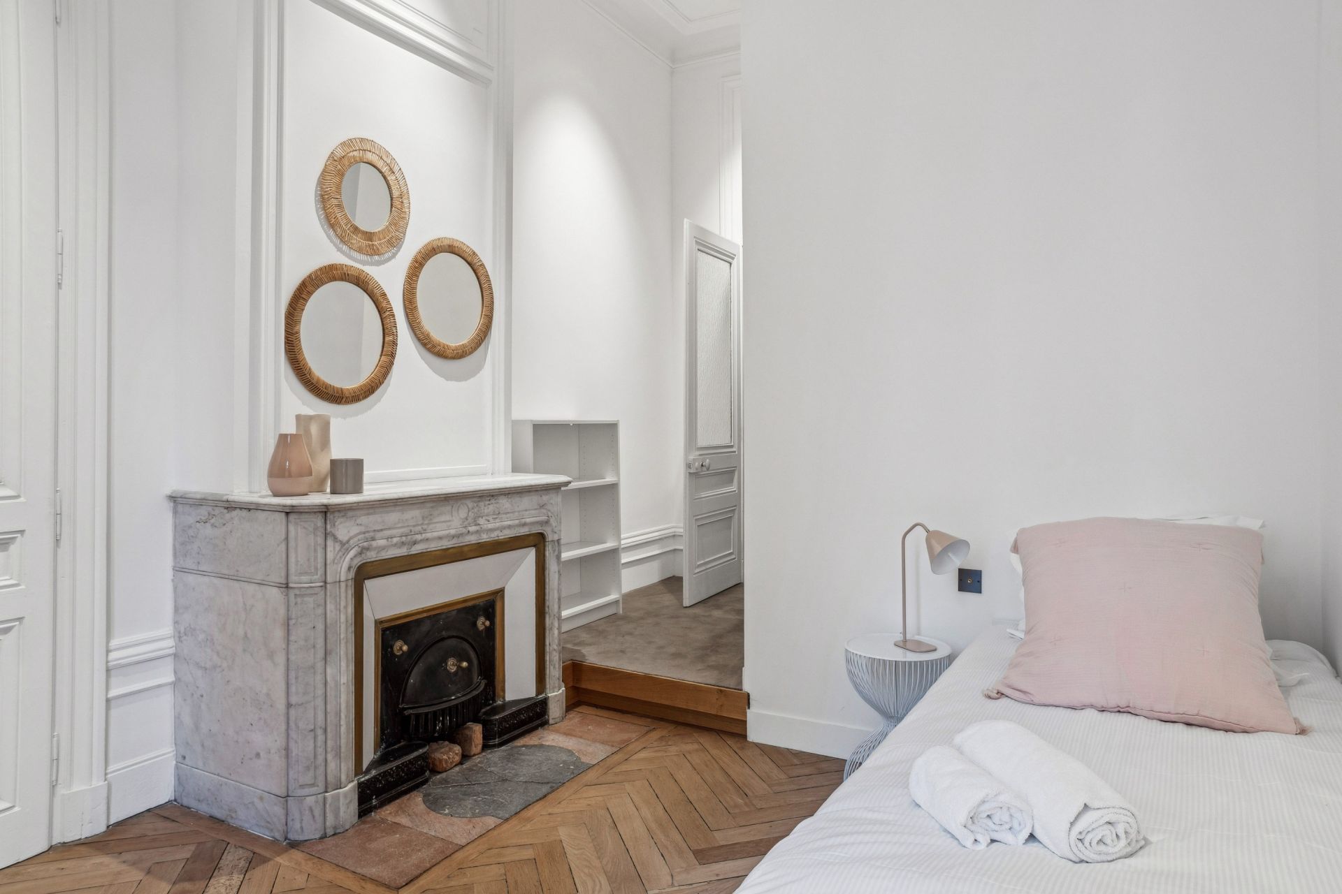 apartment 7 Rooms for sale on LYON (69006)