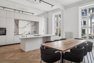 apartment 7 Rooms for sale on LYON (69006)