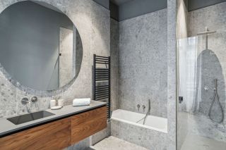 apartment 7 Rooms for sale on LYON (69006)