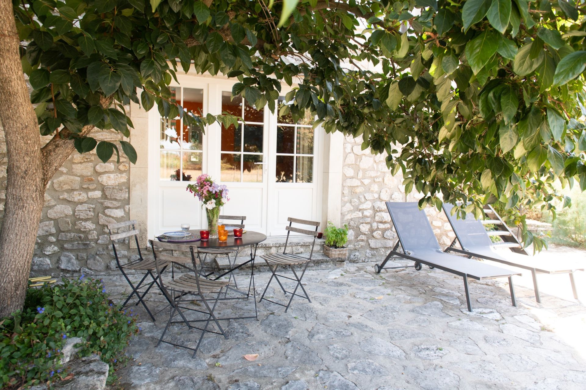 propriété 20 Pièces en vente sur GRIGNAN (26230)