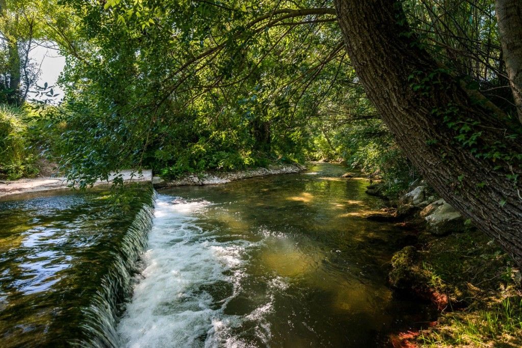 property 20 Rooms for sale on GRIGNAN (26230)