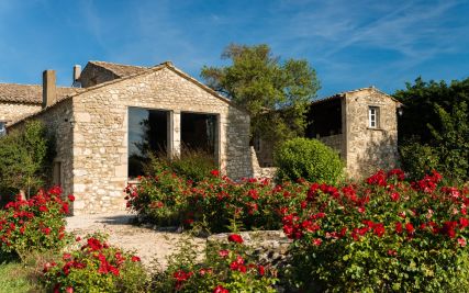Vente Propriété Grignan 20&nbsp;Pièces 925&nbsp;m²