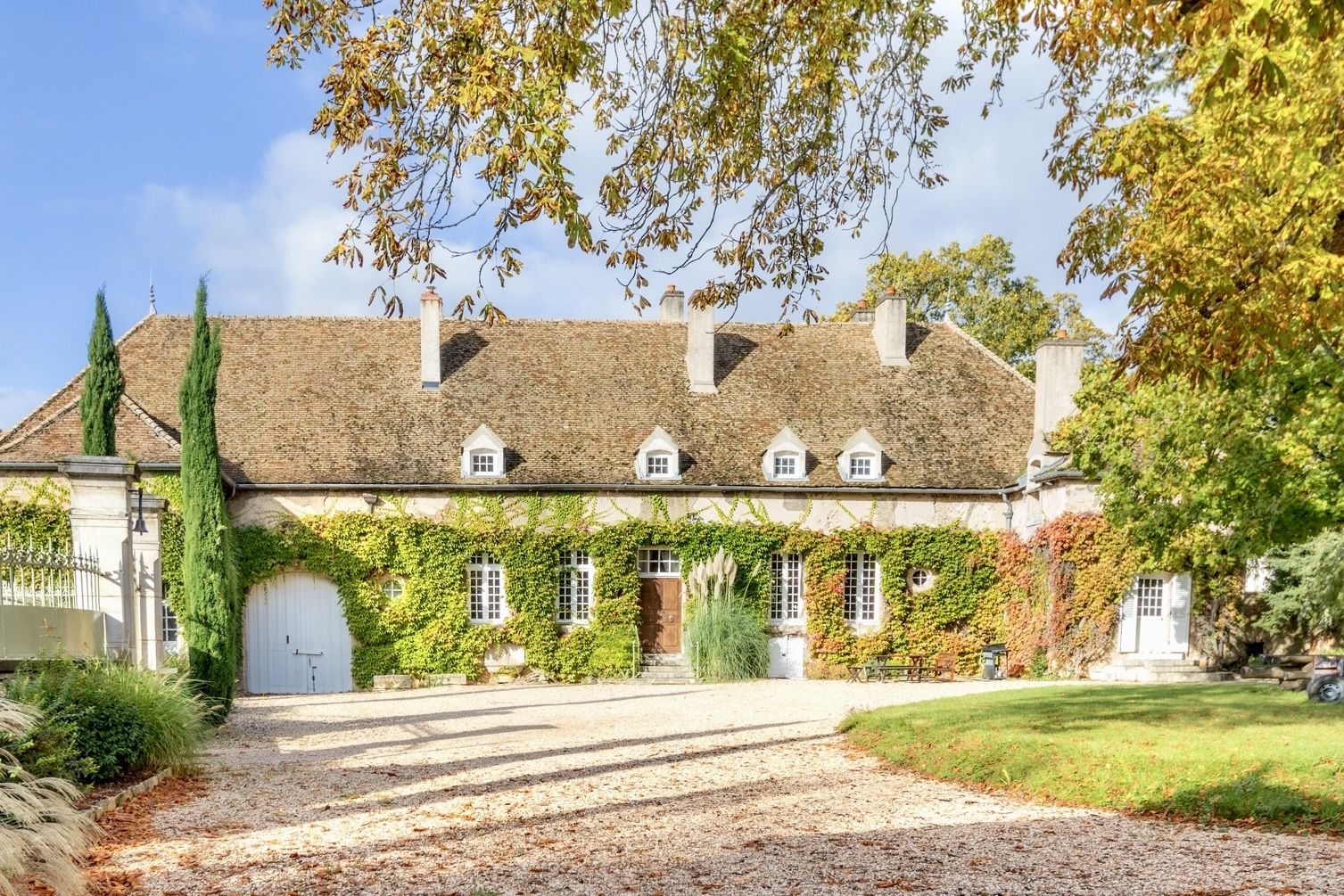 property 9 Rooms for sale on BEAUNE (21200)