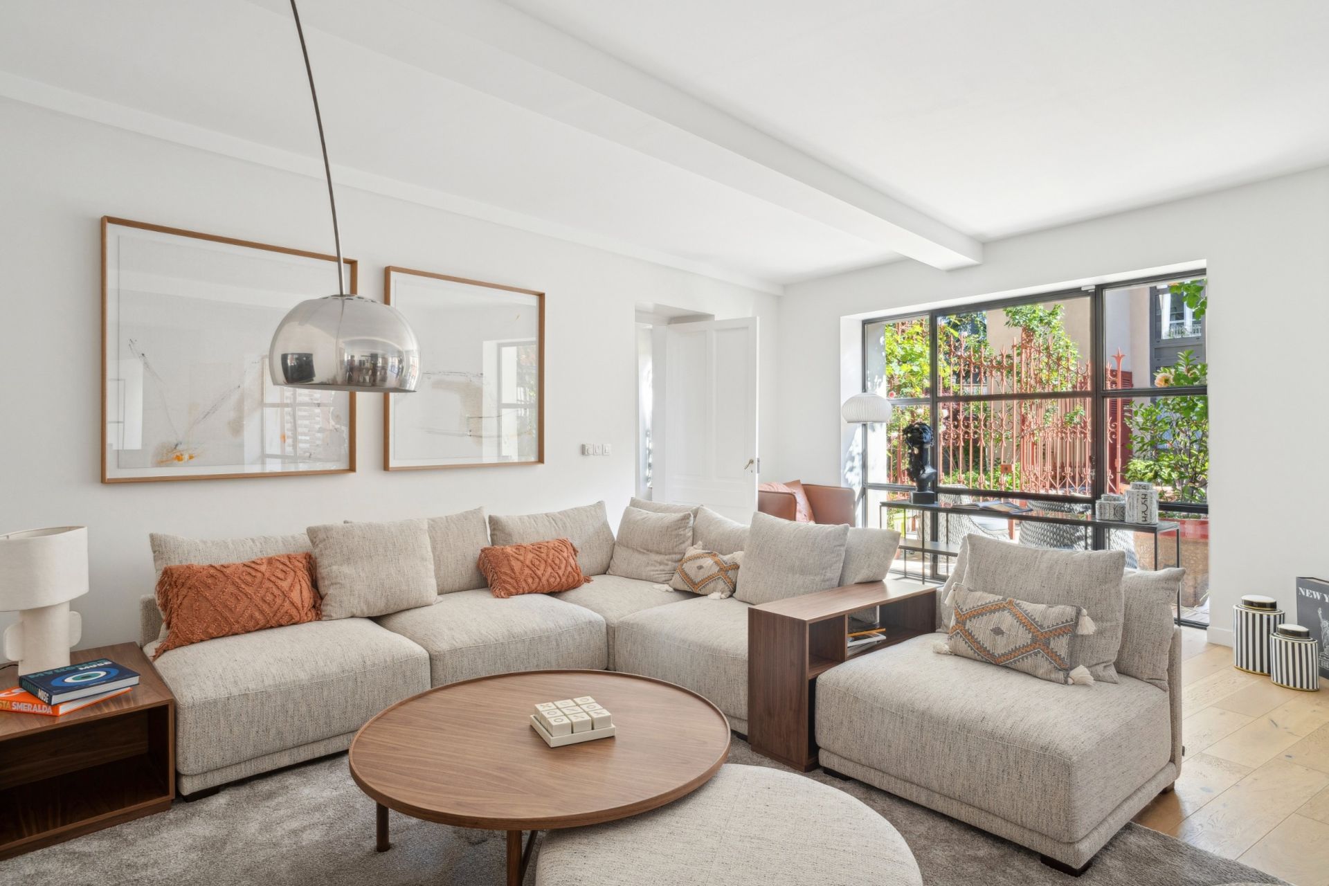 maison 13 Pièces en vente sur CHARBONNIERES LES BAINS (69260)