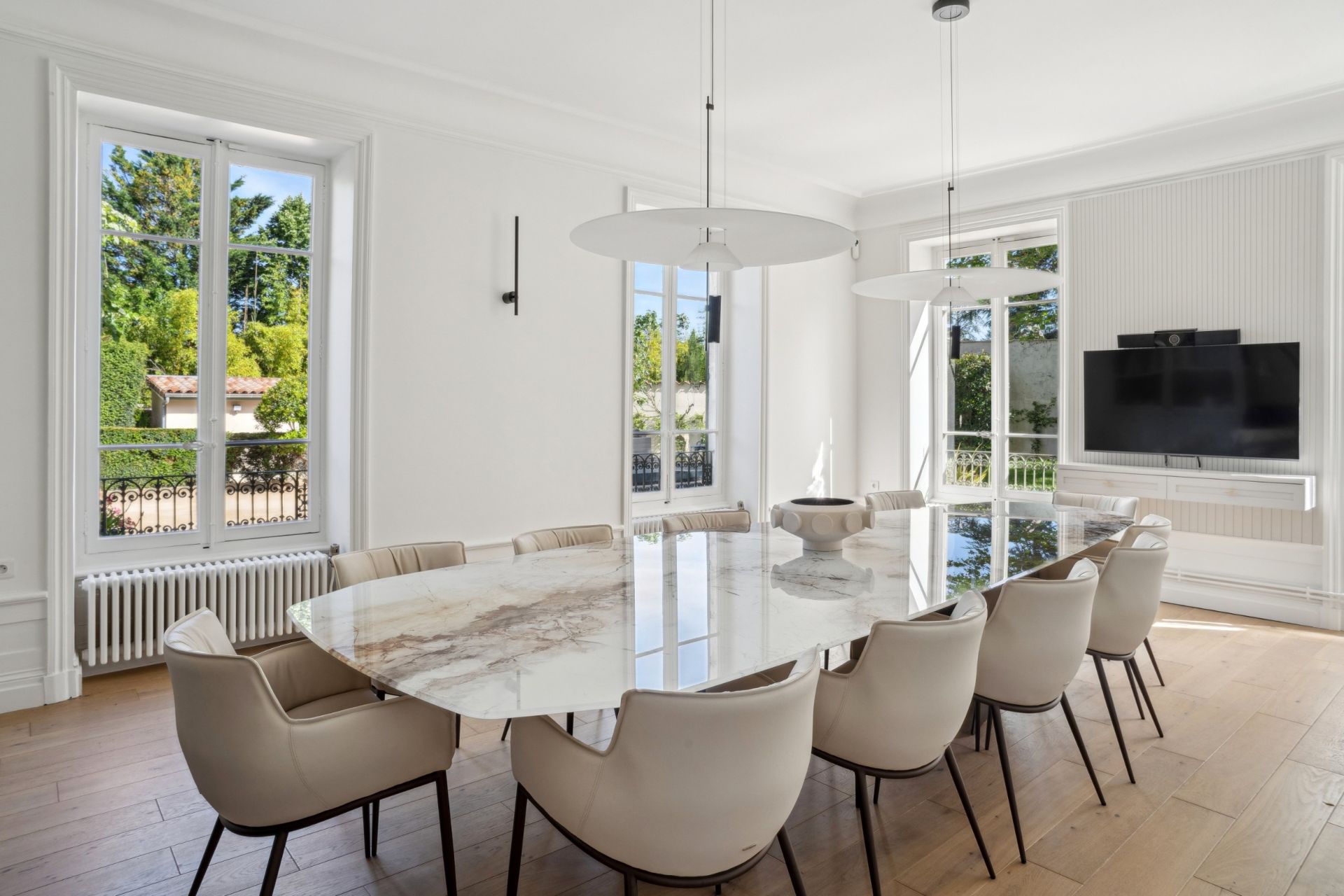 maison 13 Pièces en vente sur CHARBONNIERES LES BAINS (69260)