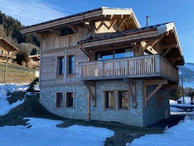 chalet 7 Rooms for sale on NOTRE DAME DE BELLECOMBE (73590)