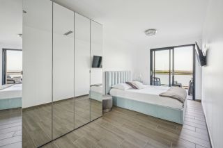 house 7 Rooms for sale on ST LAURENT DE MURE (69720)