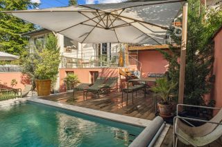 house 6 Rooms for sale on ST CYR AU MONT D OR (69450)