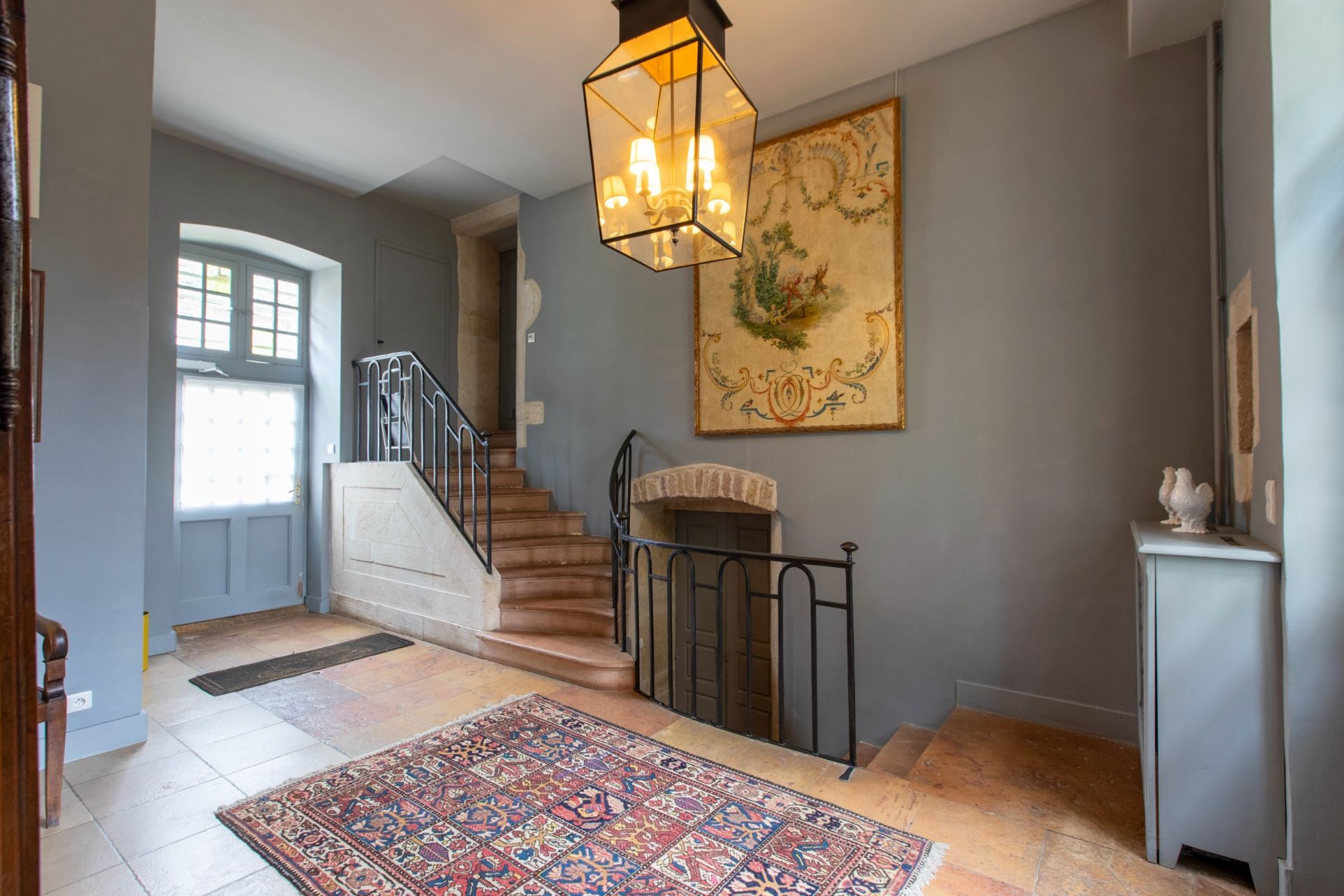 propriété 15 Pièces en vente sur GIVRY (71640)