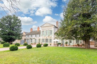 Vente Propriété Givry 15 Pièces 800 m²