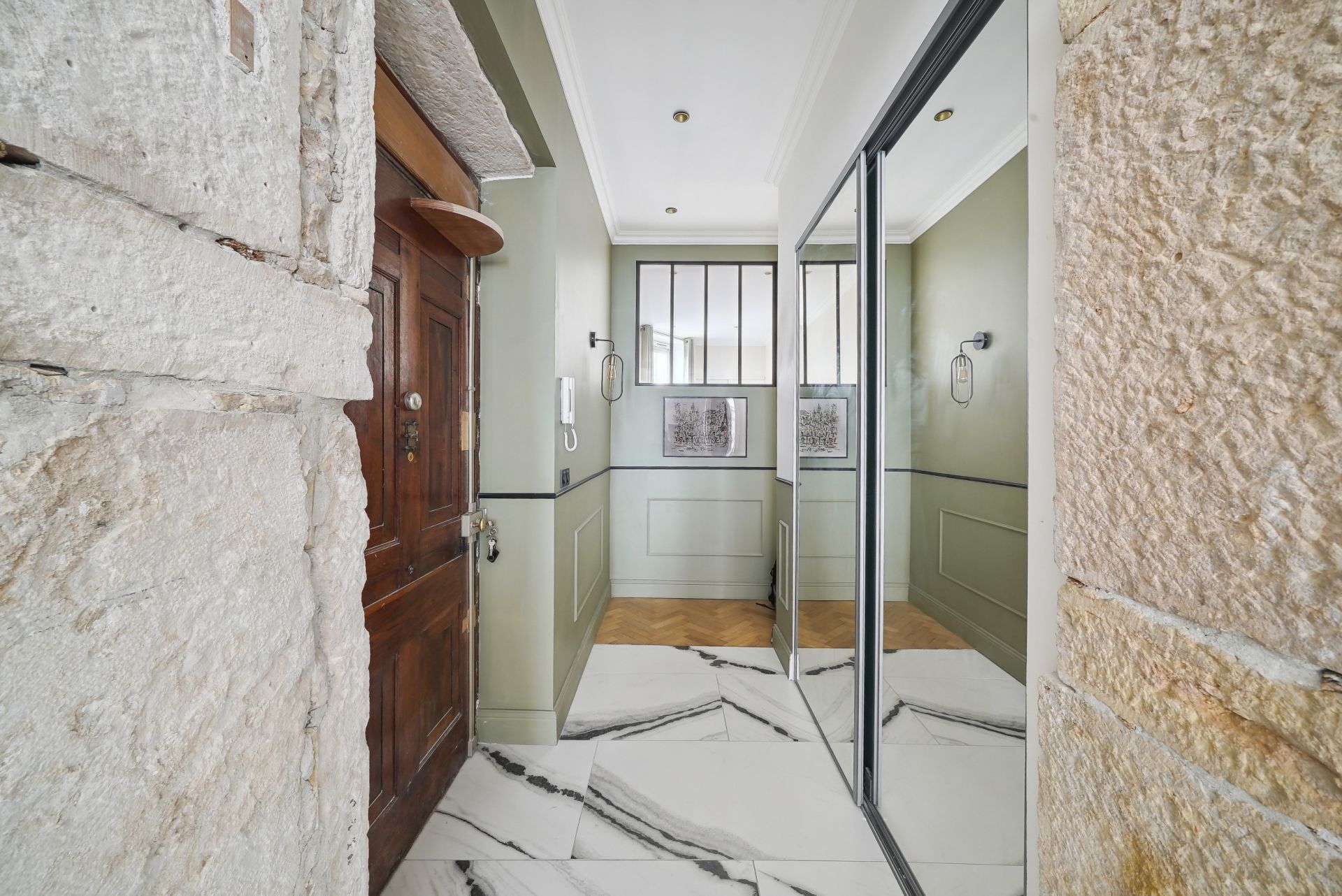 apartment 3 Rooms for sale on LYON (69003)