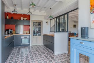 house 7 Rooms for sale on MARCY L ETOILE (69280)