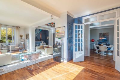 Vente Maison Charbonnières-les-Bains 10 Pièces 200 m²