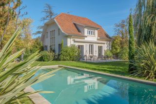 maison 10 Pièces en vente sur CHARBONNIERES LES BAINS (69260)