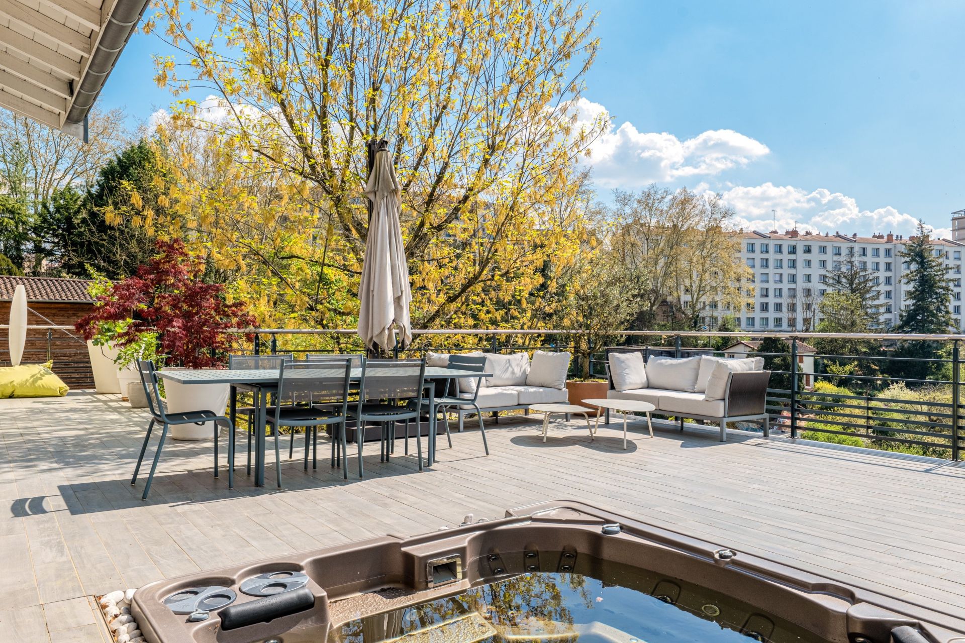 maison 15 Pièces en vente sur CALUIRE ET CUIRE (69300)