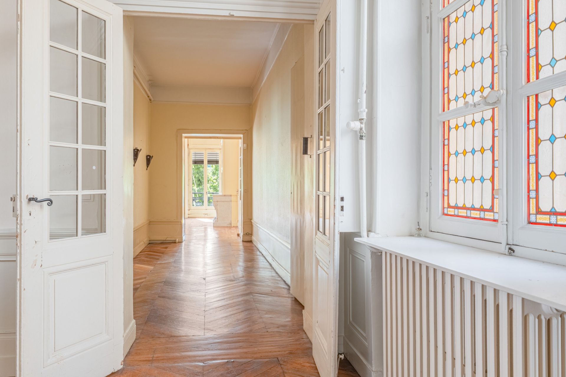 apartment 7 Rooms for sale on LYON (69006)