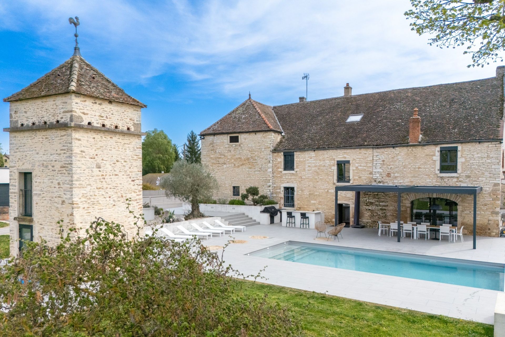 house 25 Rooms for sale on BEAUNE (21200)