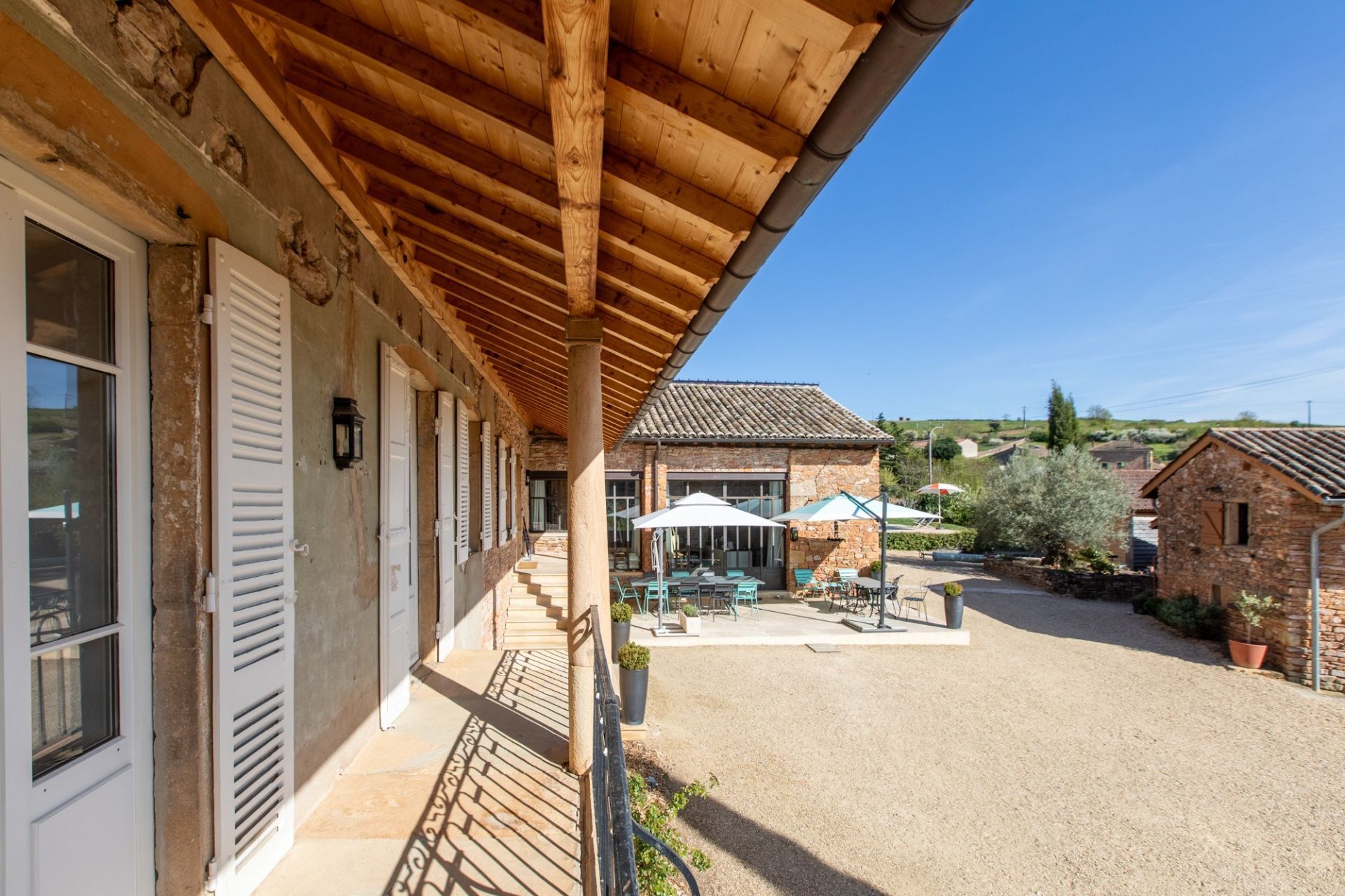 maison 10 Pièces en vente sur SOLUTRE POUILLY (71960)