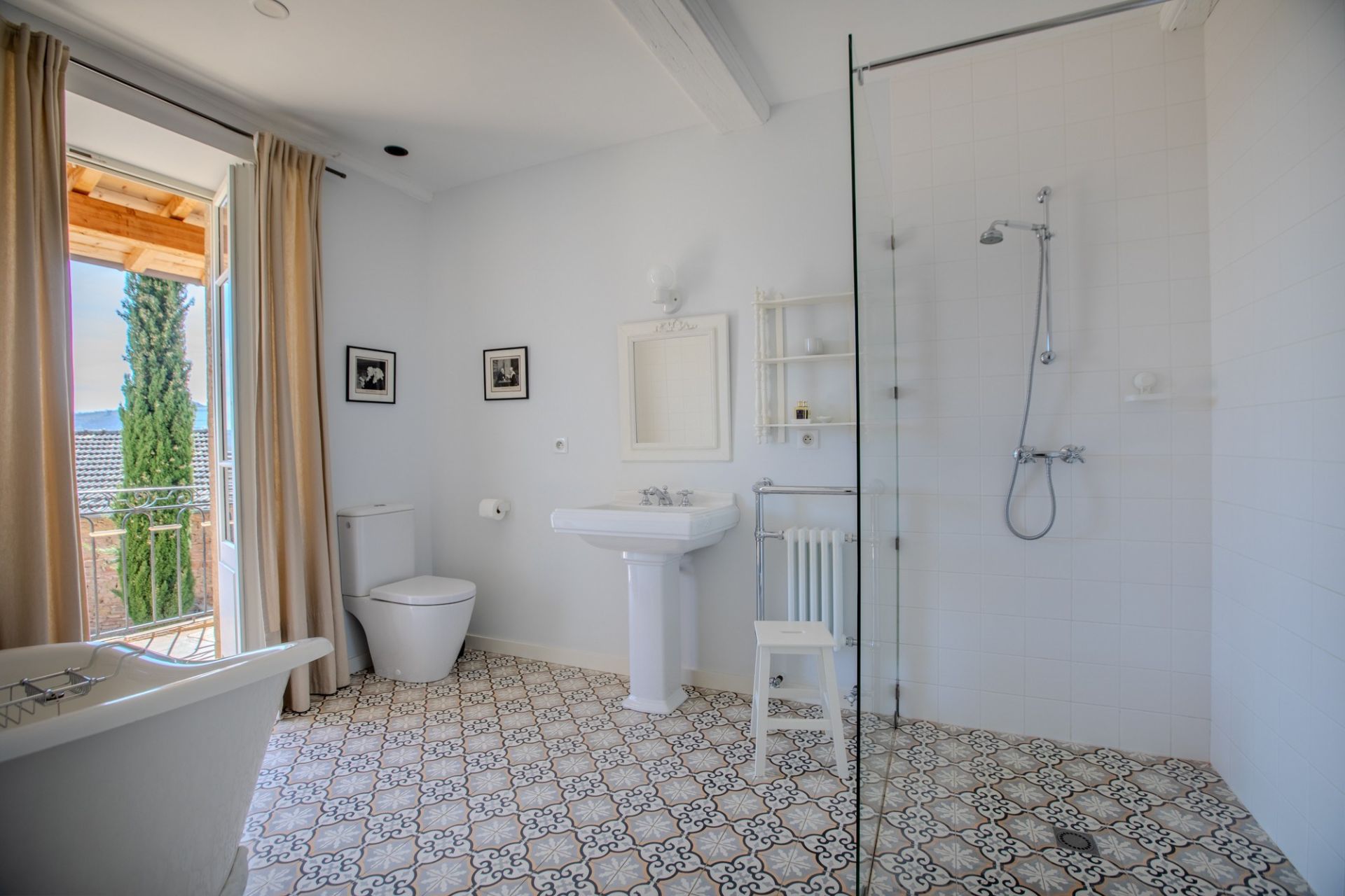 maison 10 Pièces en vente sur SOLUTRE POUILLY (71960)