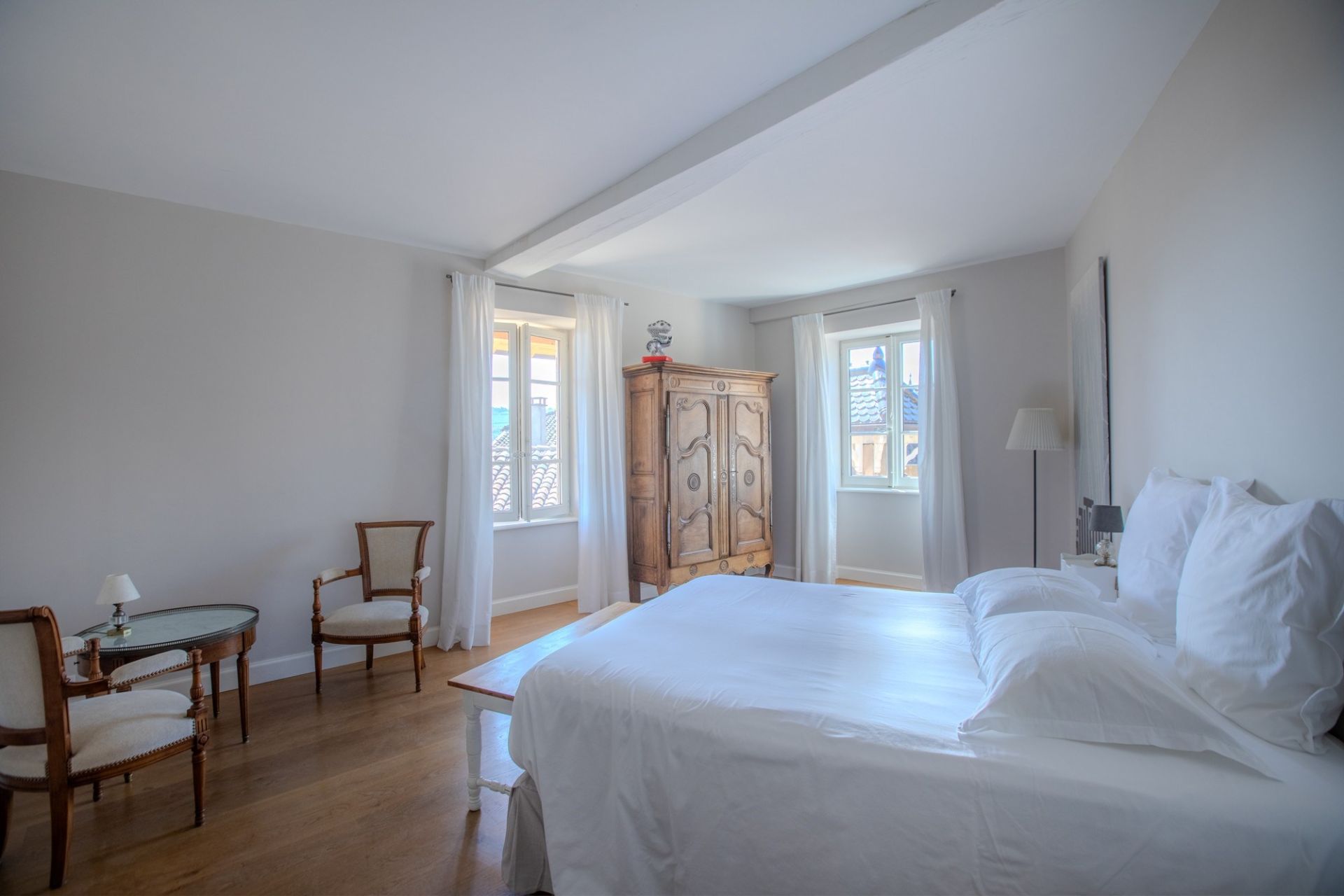 maison 10 Pièces en vente sur SOLUTRE POUILLY (71960)
