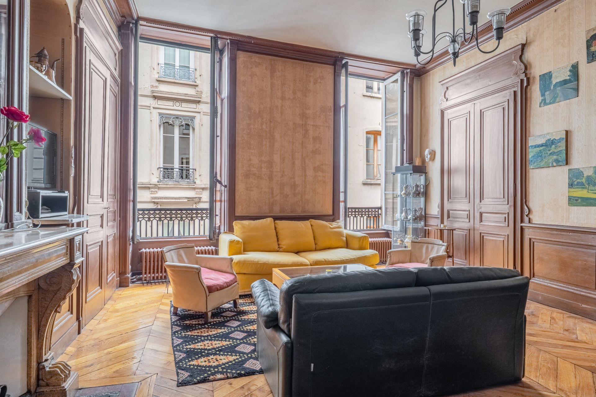 apartment 7 Rooms for sale on LYON (69002)