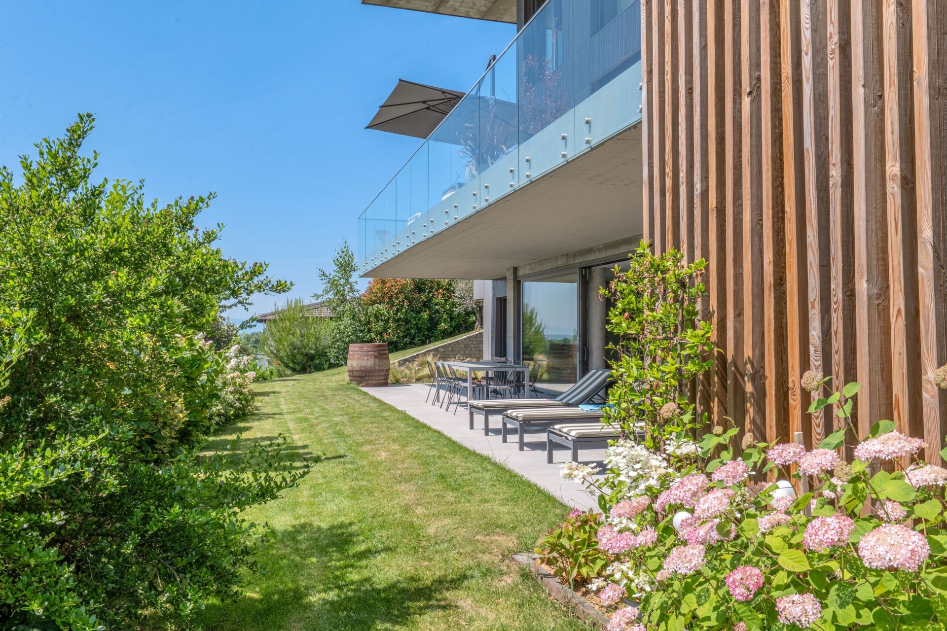 architect's house 9 Rooms for sale on ST DIDIER AU MONT D OR (69370)