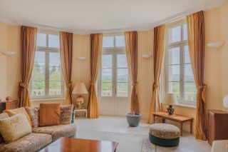 château 20 Pièces en vente sur AUTUN (71400)