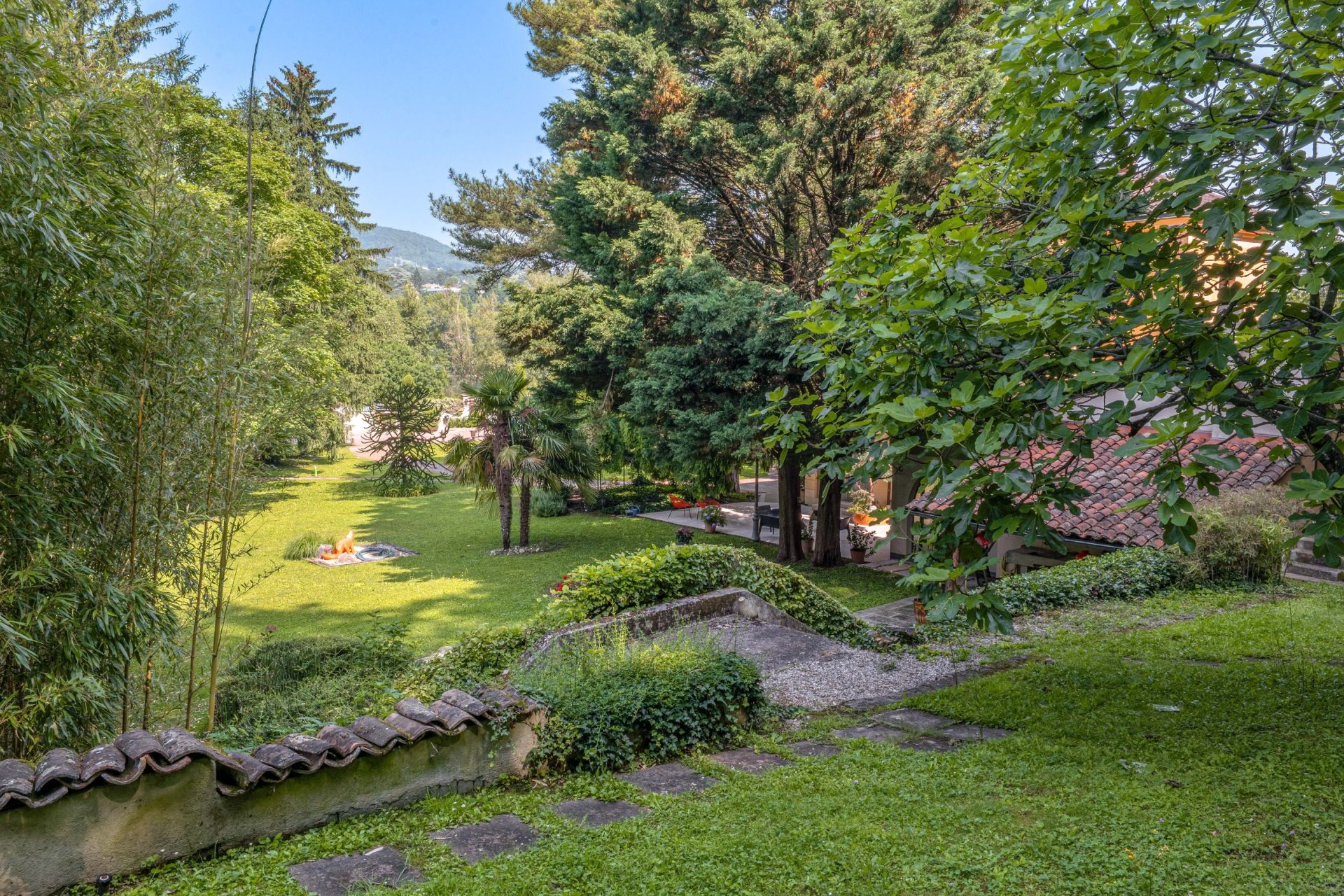 mansion 10 Rooms for sale on CALUIRE ET CUIRE (69300)