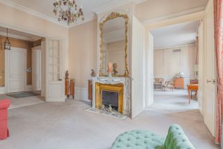 apartment 6 Rooms for sale on LYON (69006)