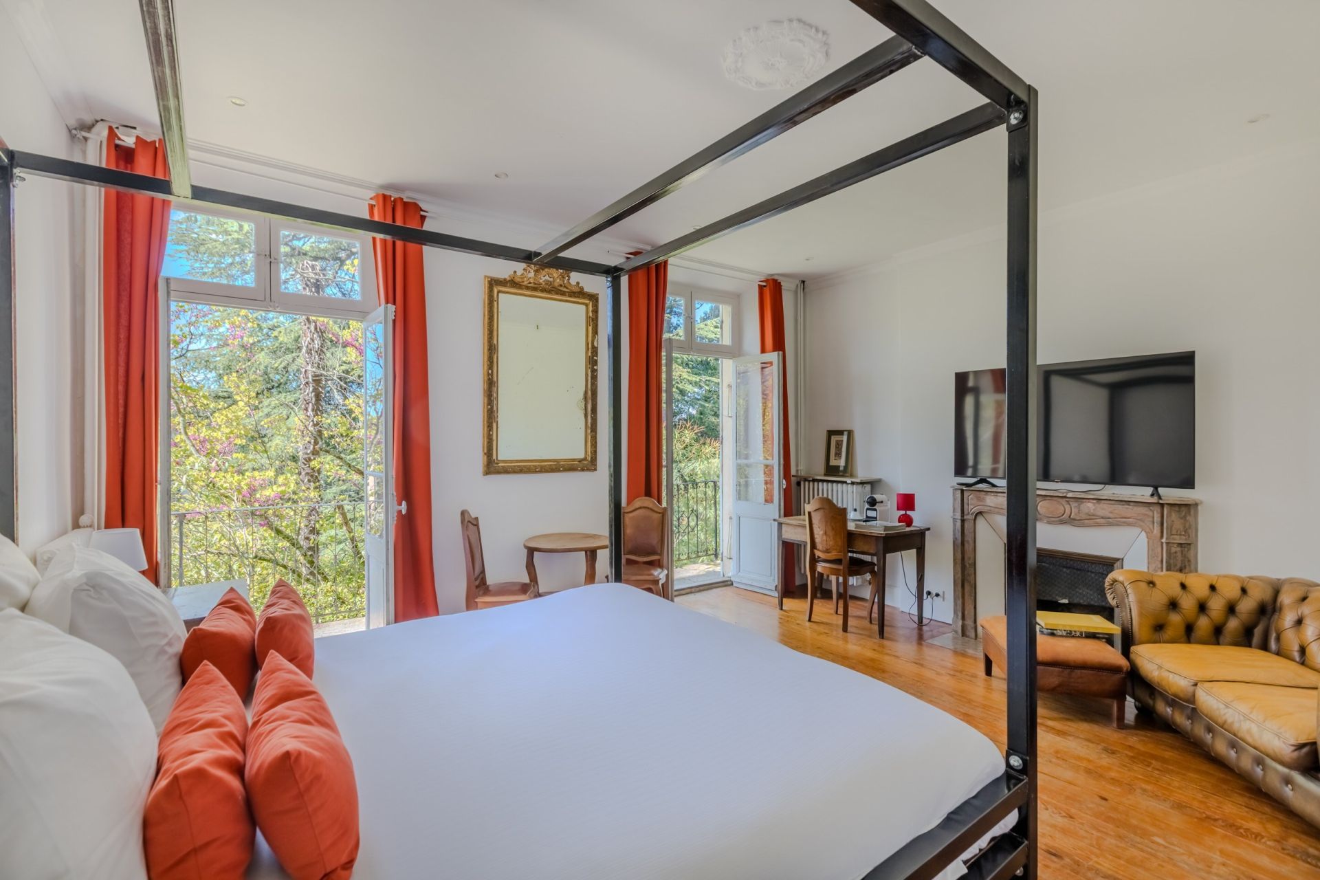 maison de maître 12 Pièces en vente sur NYONS (26110)