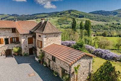 corps de ferme 22 Pièces en vente sur LES ARDILLATS (69430) Vente Corps de ferme Les Ardillats 22 Pièces 710 m²