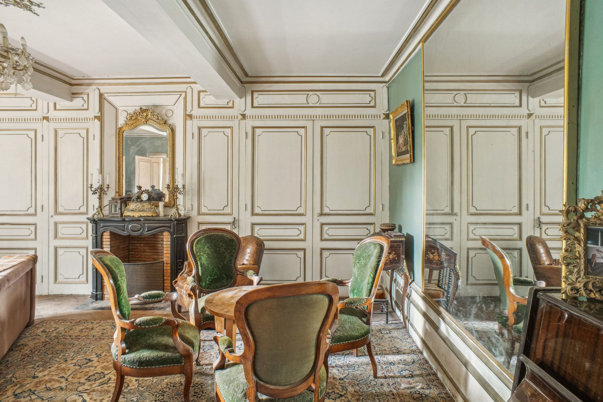 maison 14 Pièces en vente sur REYRIEUX (01600)