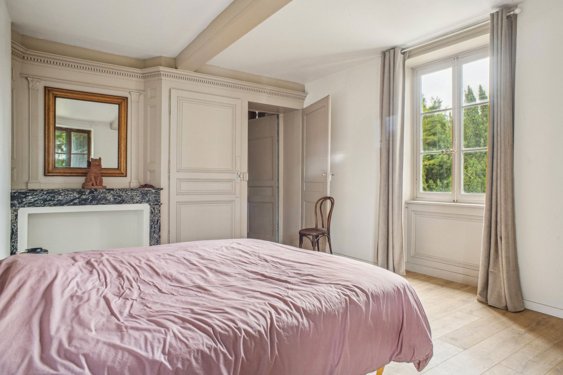 maison 14 Pièces en vente sur REYRIEUX (01600)