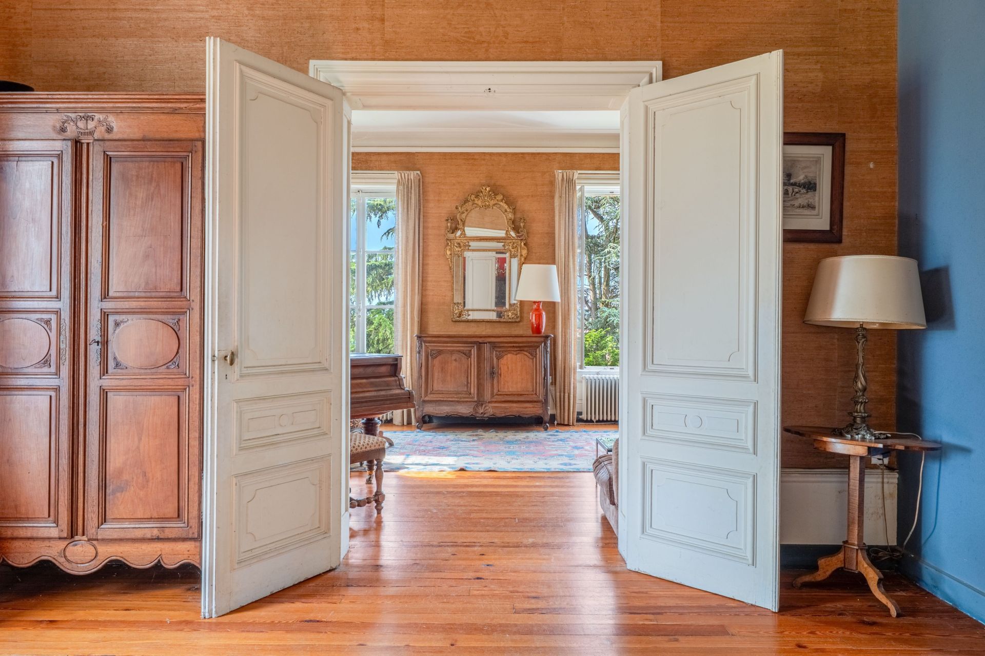 maison bourgeoise 10 Pièces en vente sur BRIGNAIS (69530)