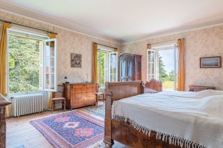 maison bourgeoise 10 Pièces en vente sur BRIGNAIS (69530)