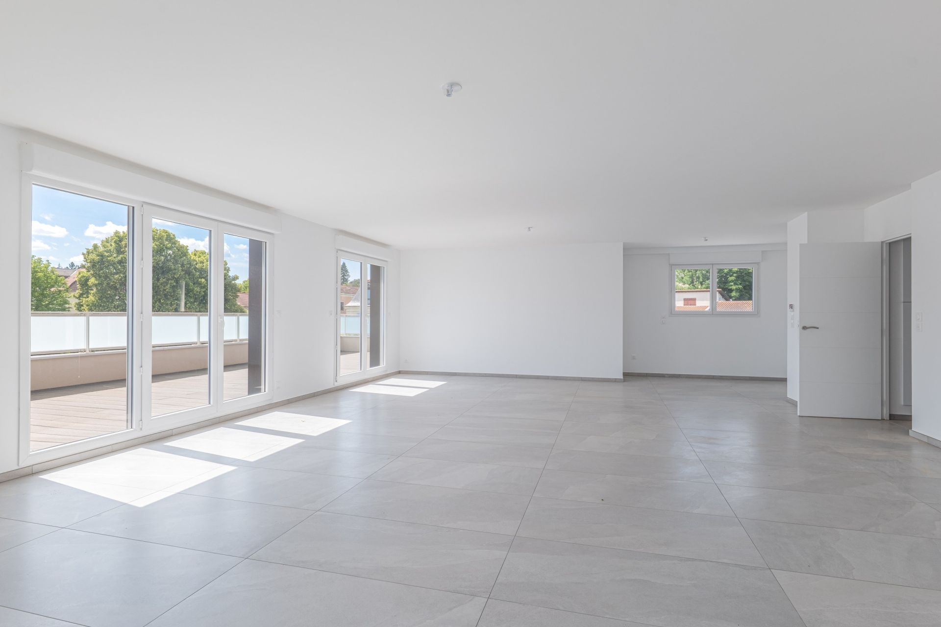 appartement 4 Pièces en vente sur CHAMPAGNE AU MONT D OR (69410)