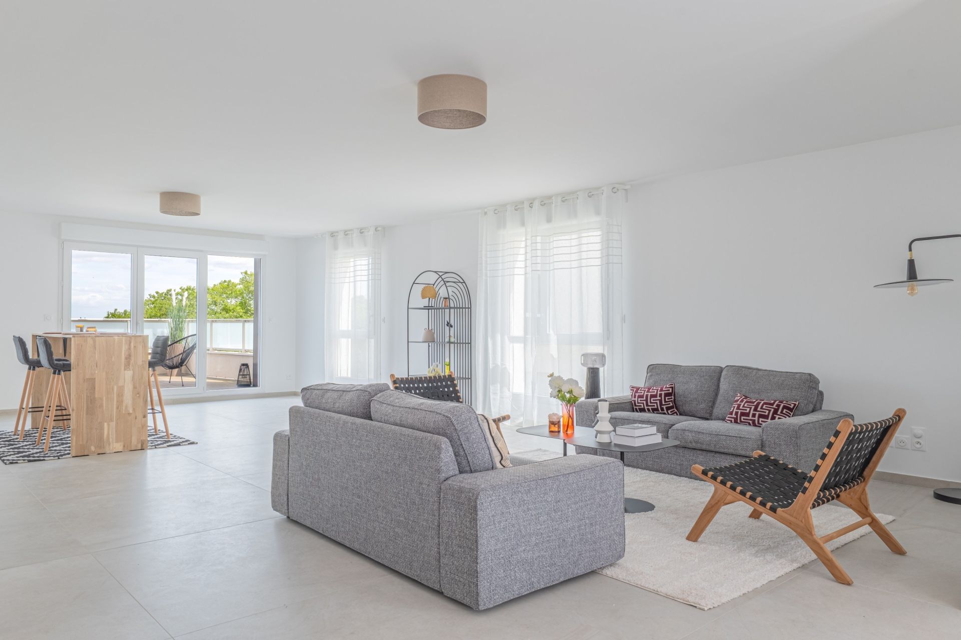 appartement 5 Pièces en vente sur CHAMPAGNE AU MONT D OR (69410)