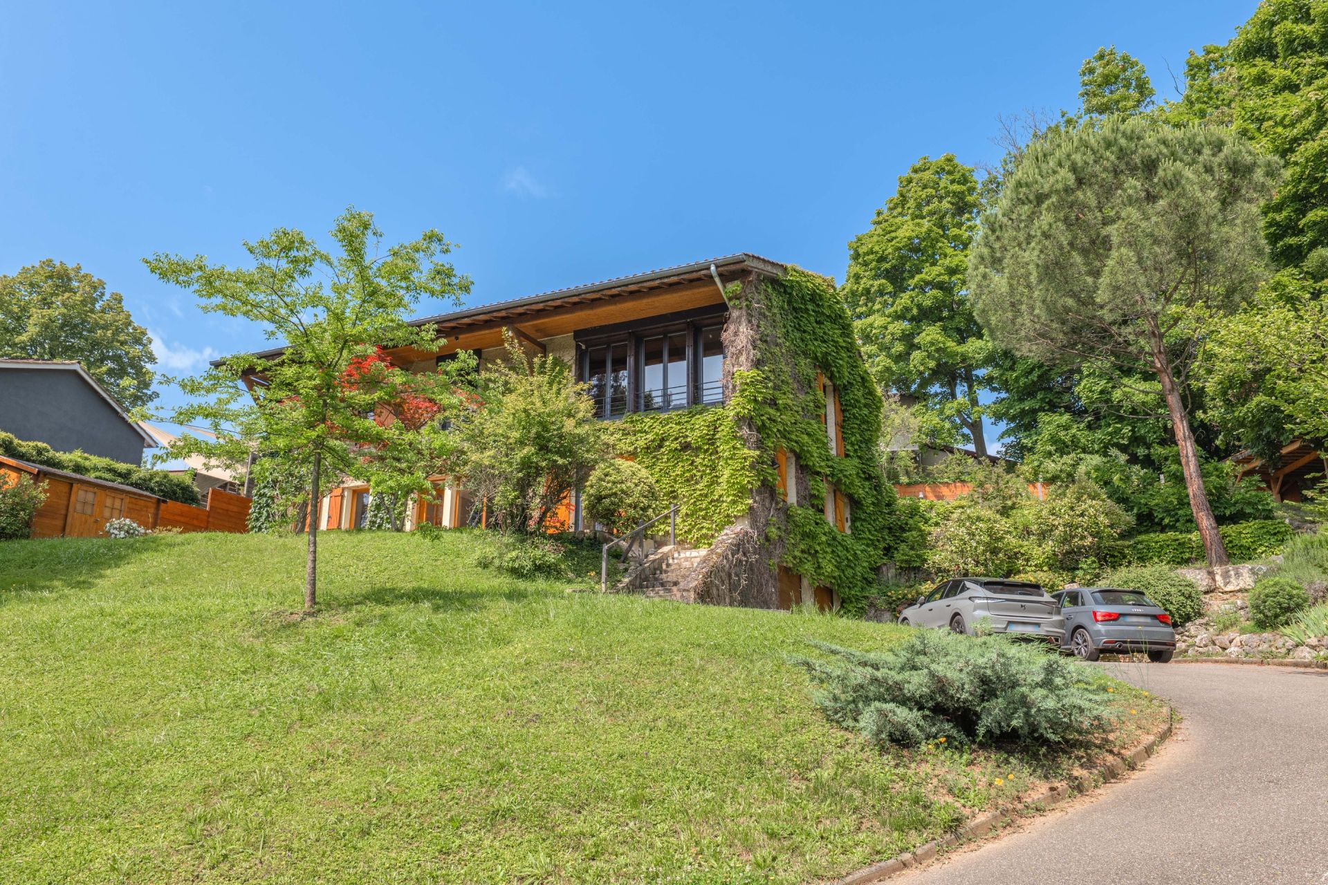 maison 7 Pièces en vente sur ST DIDIER AU MONT D OR (69370)