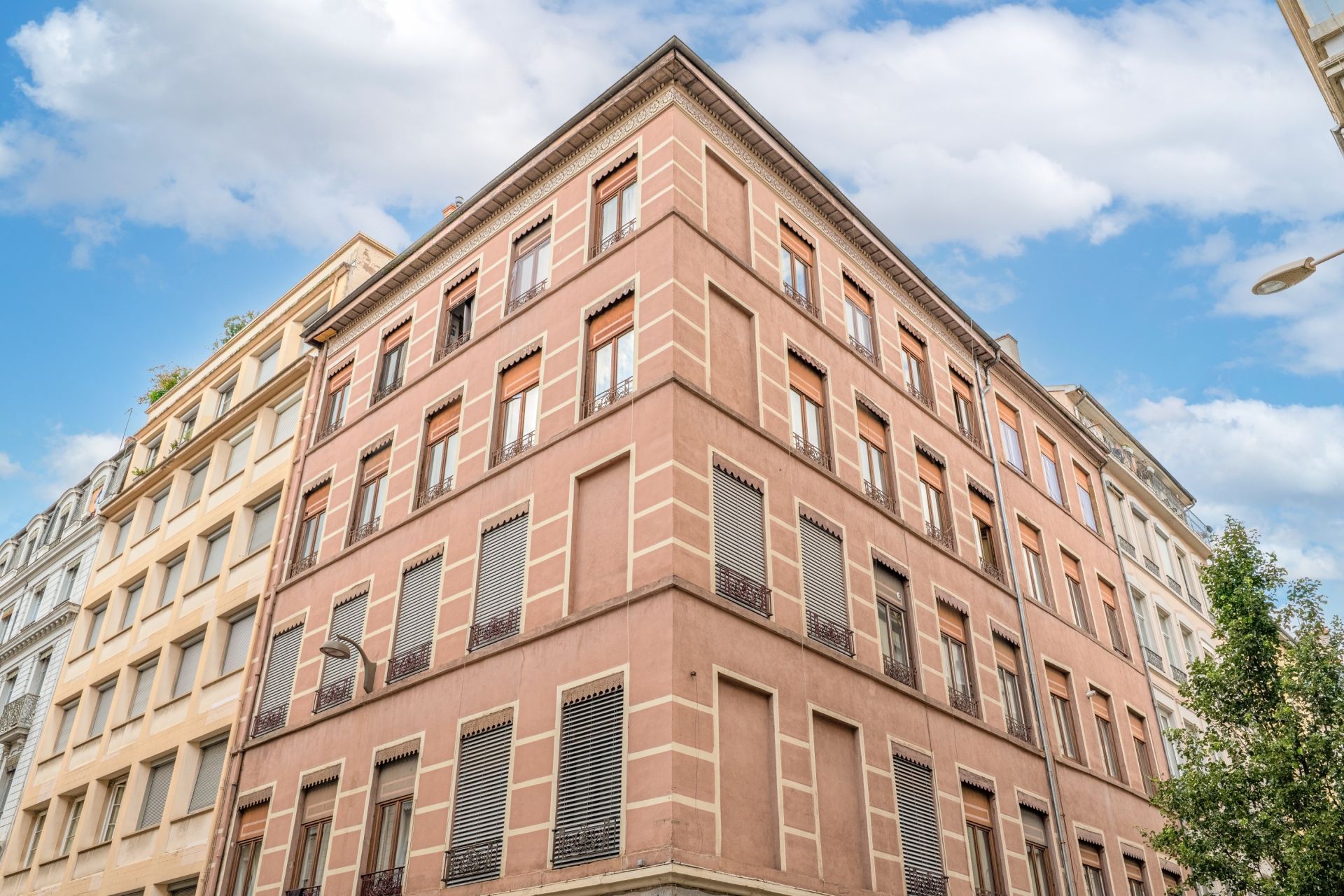 apartment 2 Rooms for sale on LYON (69006)