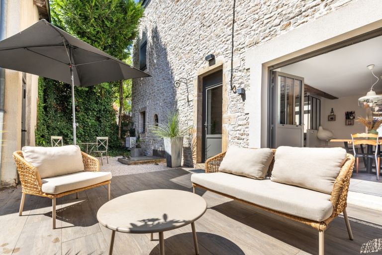 house 5 Rooms for sale on GEVREY CHAMBERTIN (21220)