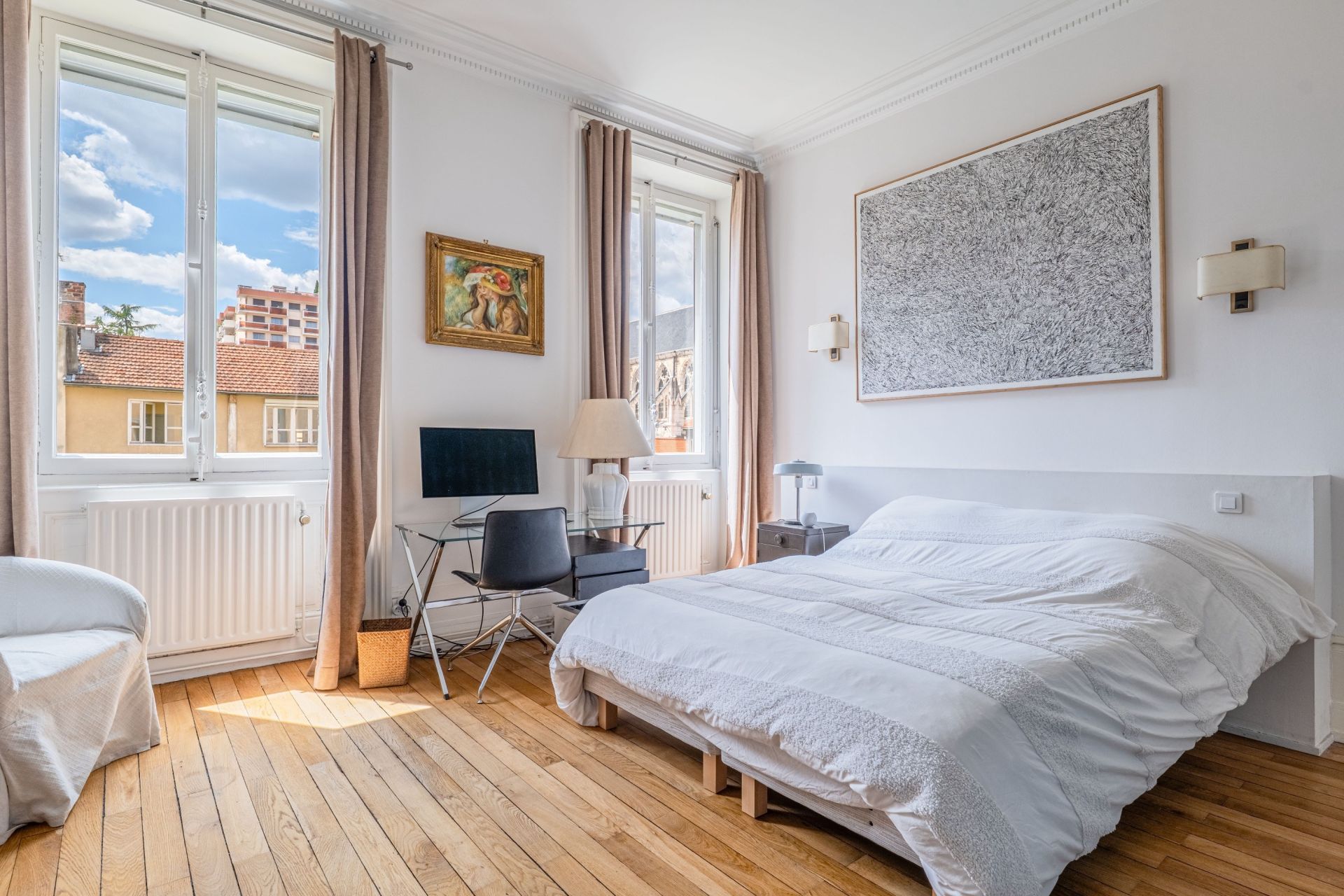 apartment 4 Rooms for sale on LYON (69006)