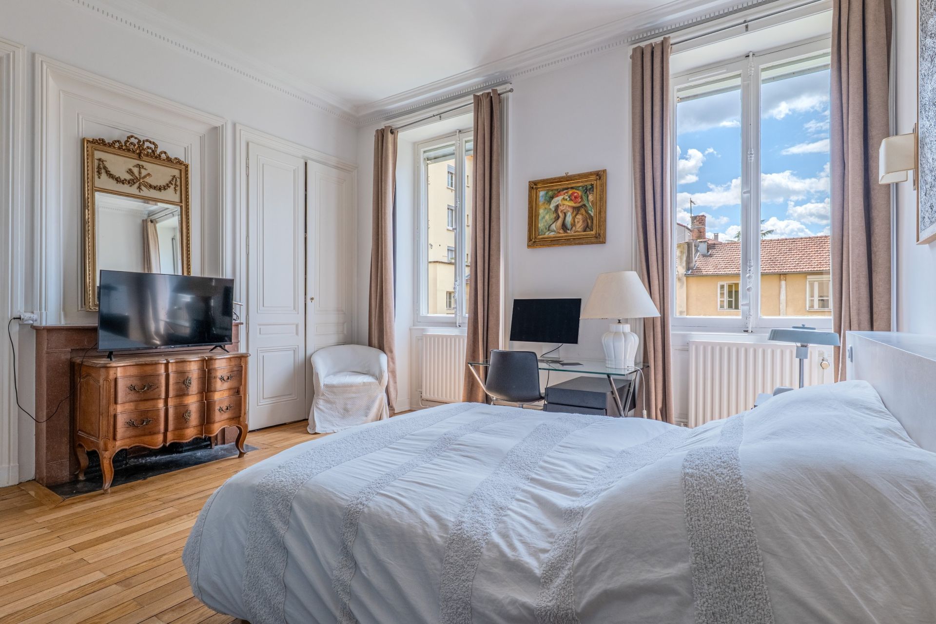 apartment 4 Rooms for sale on LYON (69006)
