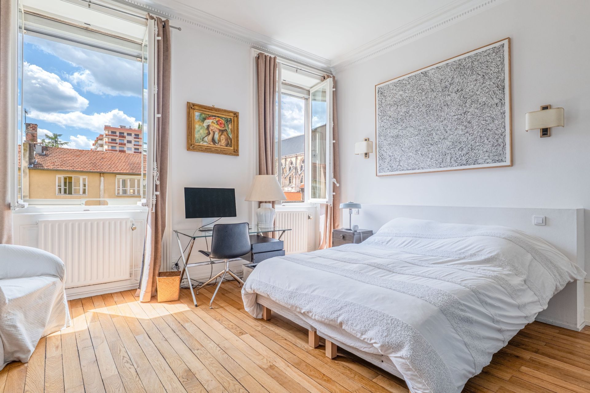 apartment 4 Rooms for sale on LYON (69006)
