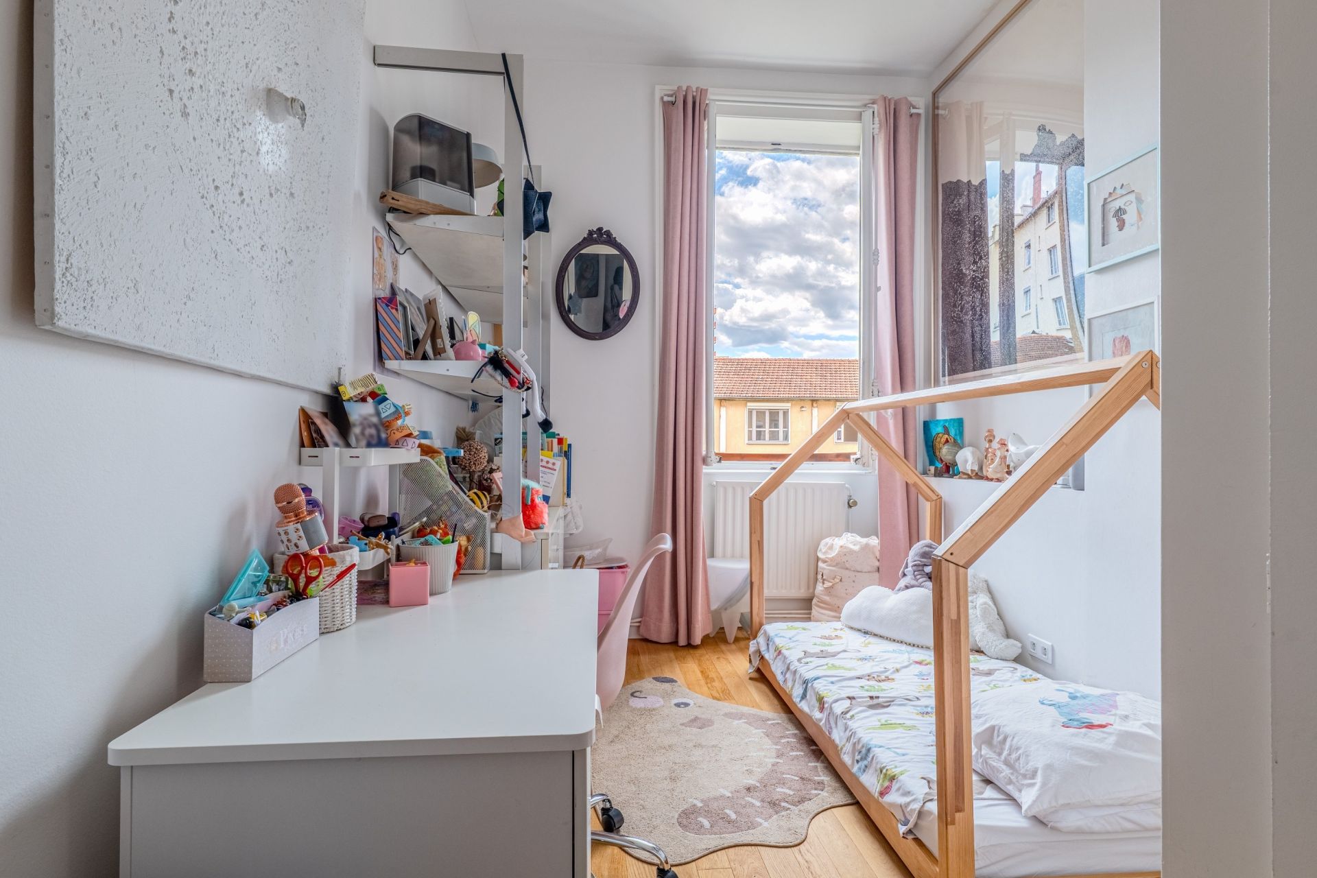 apartment 4 Rooms for sale on LYON (69006)