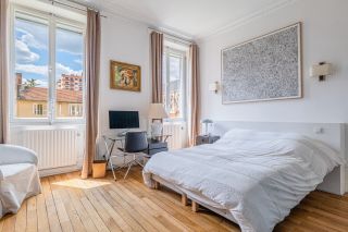 apartment 4 Rooms for sale on LYON (69006)