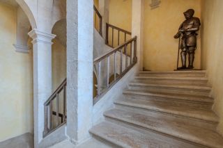 castle 20 Rooms for sale on POUILLY EN AUXOIS (21320)